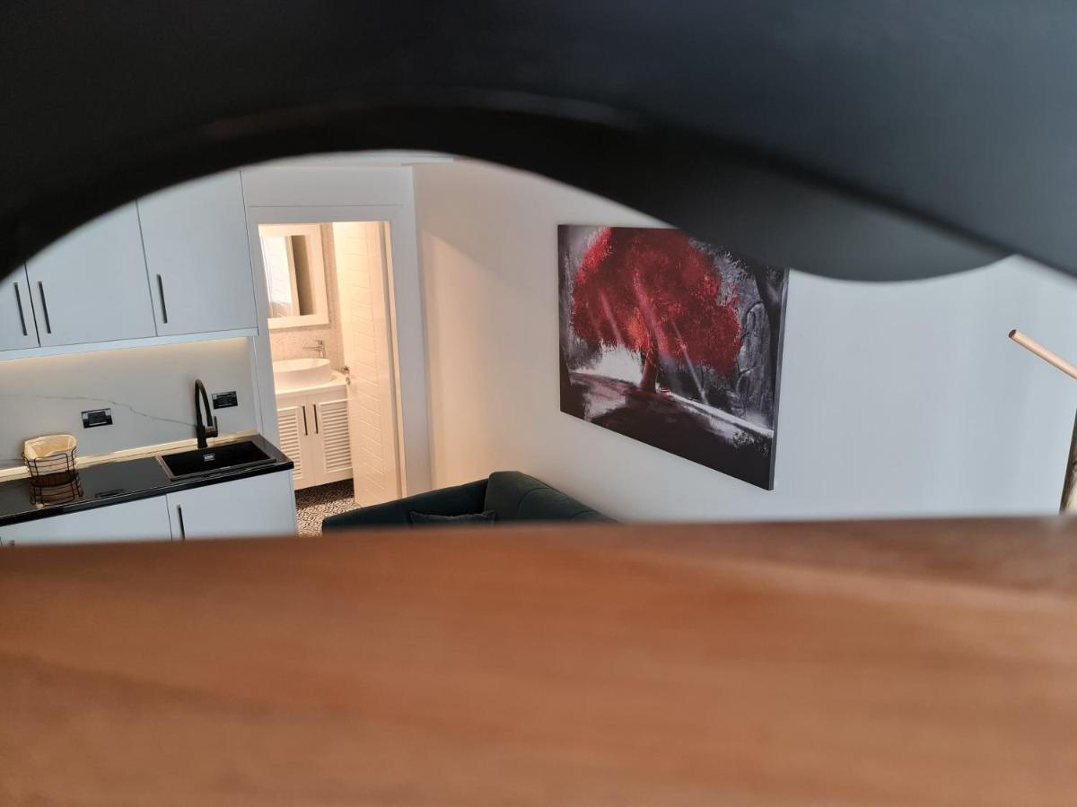 Bujtina Gjyshi Ilo Hotel Tushemisht Екстериор снимка