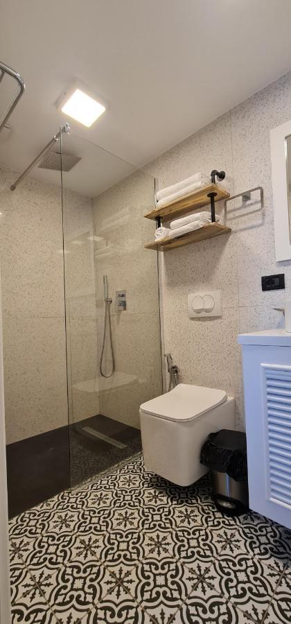 Bujtina Gjyshi Ilo Hotel Tushemisht Екстериор снимка